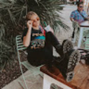 Meet your Posher, Emma